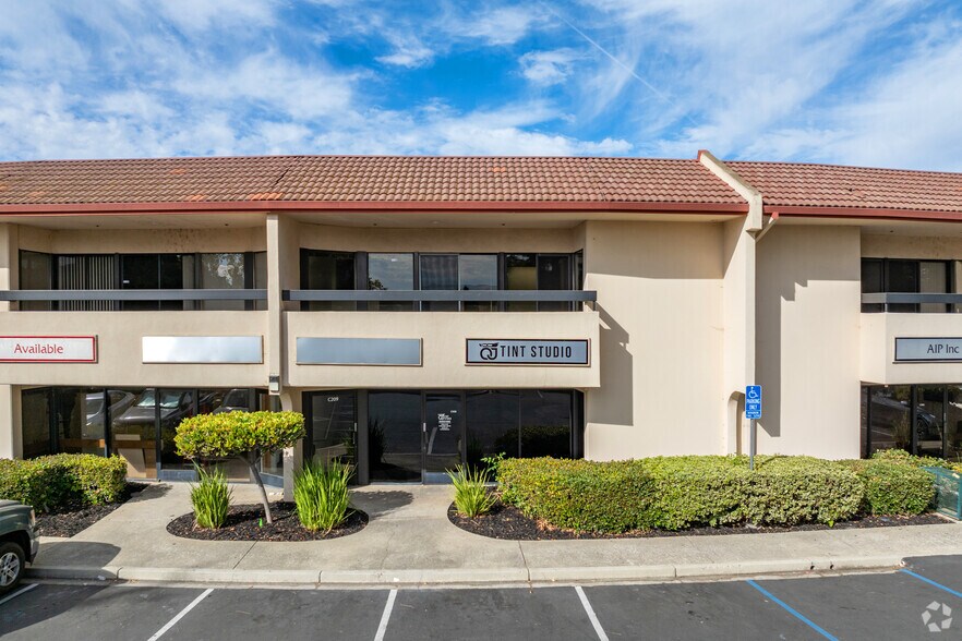 More Photos Of 1580 Oakland Rd, San Jose Office For Sale