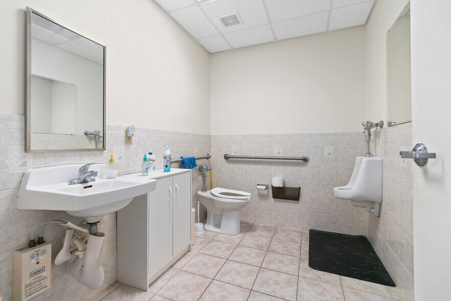 More Photos Of 13042 Tarpon Springs Rd, Odessa Religious Facility For Sale