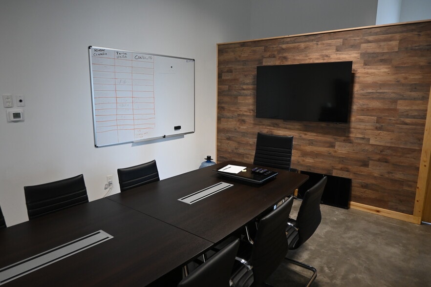 More Photos Of 3370 Rouse Rd, Orlando Storefront For Sale