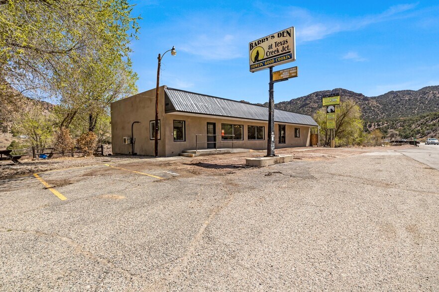More Photos Of 27077 US Highway 50, Cotopaxi General Retail For Sale