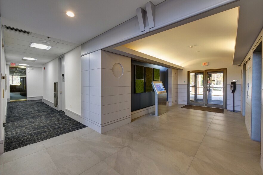 More Photos Of 201 W Passaic St, Rochelle Park Loft Creative Space For Lease