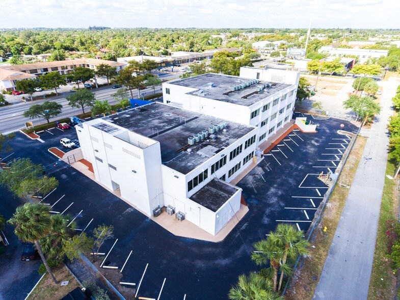 More Photos Of 3521 W Broward Blvd, Fort Lauderdale Office For Sale