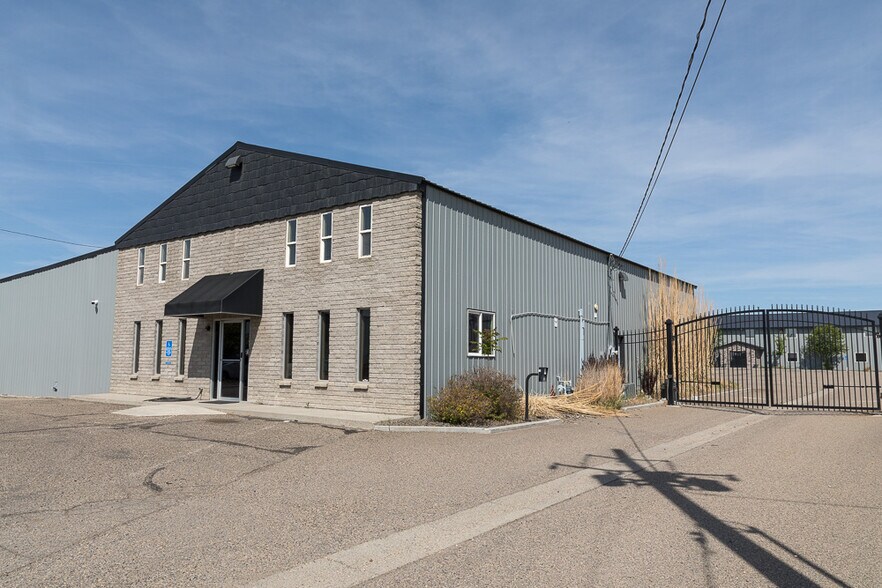 More Photos Of , Ontario Unknown For Sale