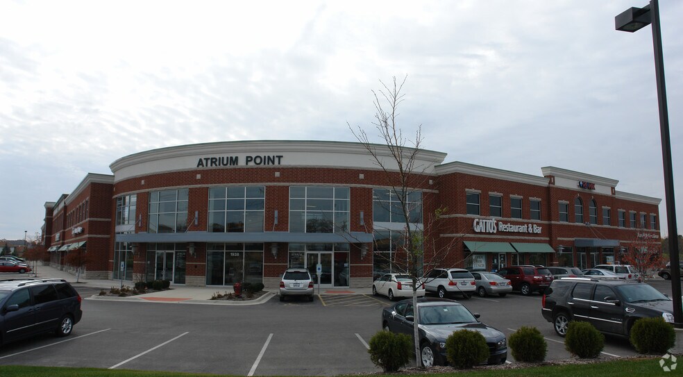 More Photos Of 1938-2000 E Lincoln Hwy, New Lenox Storefront Retail Office For Lease