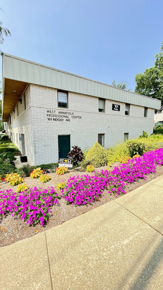 Primary Photo Of 101 Ridgely Ave, Annapolis Medical For Sale