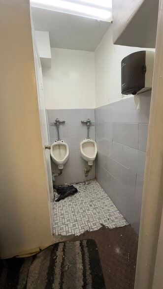 More Photos Of 262 Malcolm X Blvd, New York Storefront Retail Residential For Sale