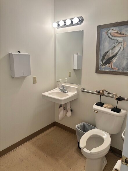 More Photos Of 3030 McEver Rd, Gainesville Medical For Sale