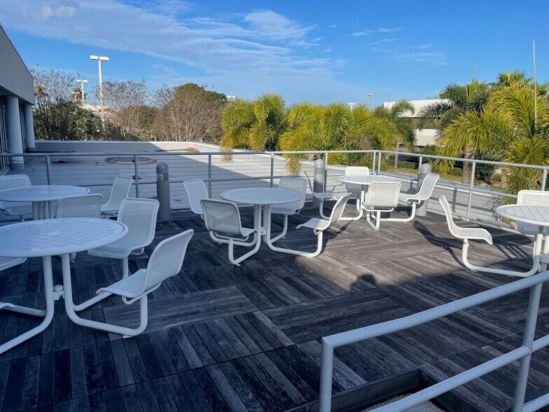 More Photos Of 8333 Bryan Dairy Rd, Largo Office For Sale