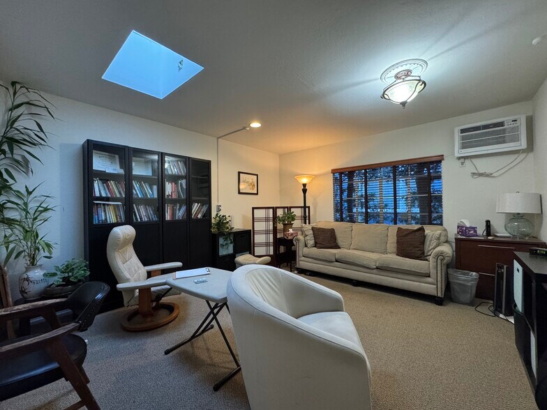 More Photos Of 917 The Alameda, Berkeley Medical For Sale