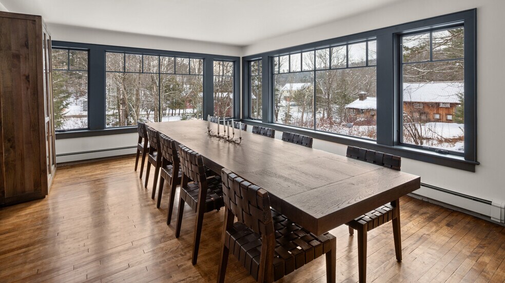 More Photos Of 56 Turner Mill Ln, Stowe Specialty For Sale