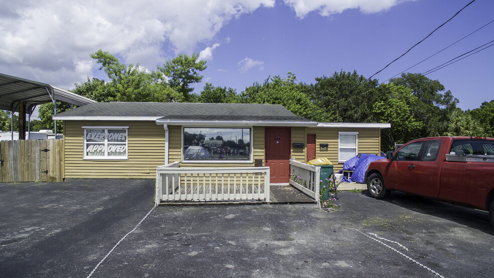 Primary Photo Of 1918 Aurora Rd, Melbourne Auto Dealership For Sale