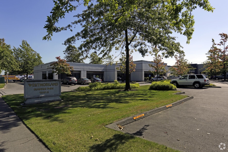 More Photos Of 18812 96th Ave, Surrey Warehouse For Lease