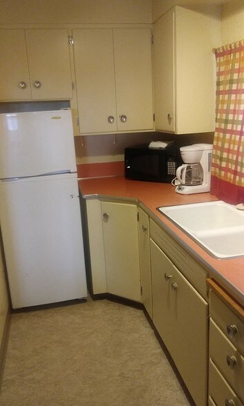 More Photos Of 1521 1st Ave NW, Great Falls Hotel For Sale