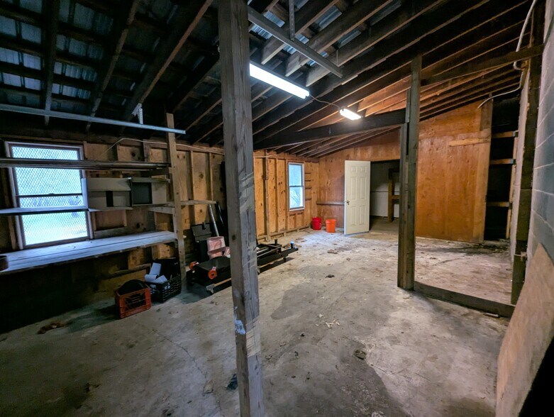 More Photos Of 2005 E Churchville Rd, Bel Air Freestanding For Sale