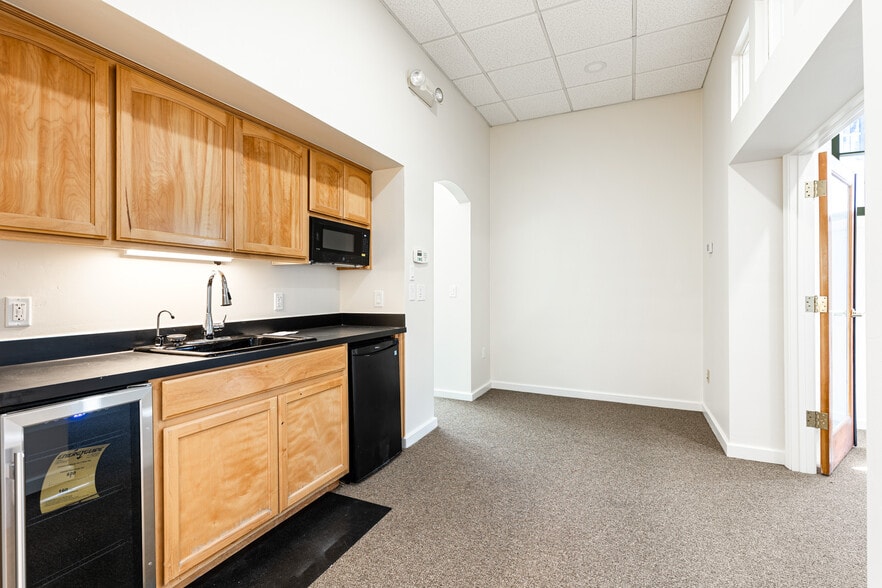 More Photos Of 331 N 1st Ave, Phoenix Office Residential For Lease