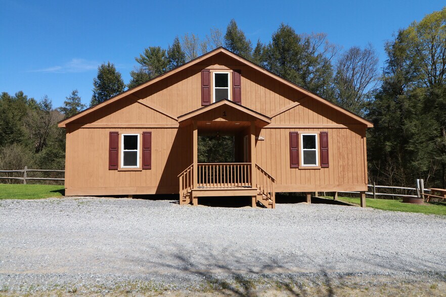 More Photos Of 1997 Rock Hill Rd, Weedville Hotel For Sale