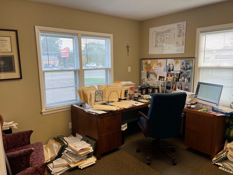 More Photos Of 4715 Lincolnway East, Mishawaka Office For Sale