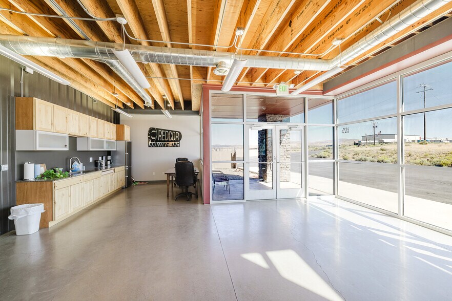 More Photos Of 1025 Carlin Trend Dr, Carlin Service For Sale