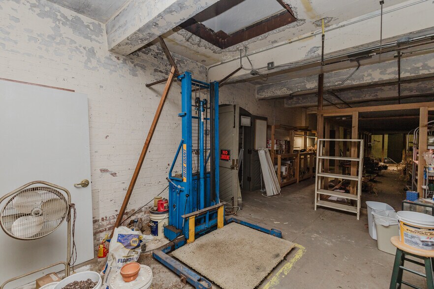 More Photos Of 920 Millington St, Winfield Storefront Retail Office For Sale