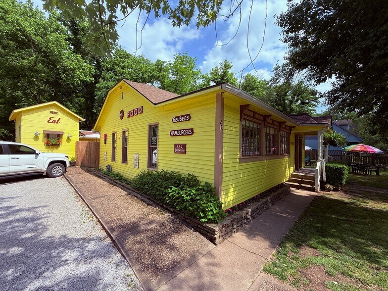 More Photos Of 273 N Main St, Eureka Springs Restaurant For Sale