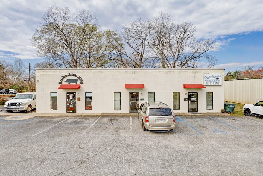 More Photos Of 444 Hampton Ave, Pickens Storefront Retail Office For Sale