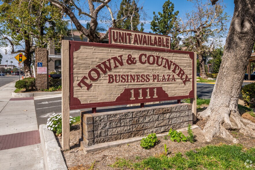 More Photos Of 1111 W Town and Country Rd, Orange Medical For Sale