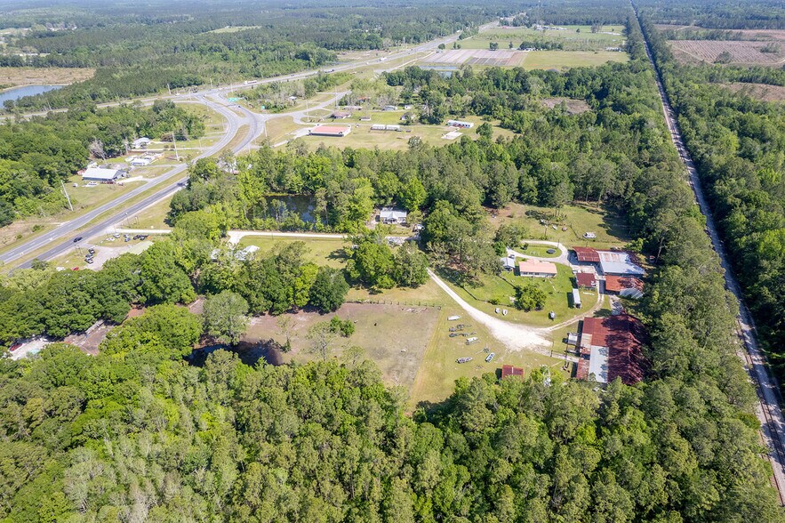 More Photos Of 2856 NE 187th St, Starke Manufacturing For Sale