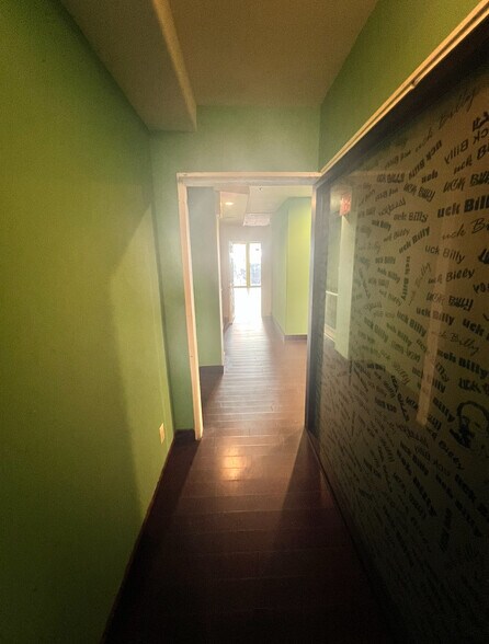 More Photos Of 605-607 Manhattan Ave, Brooklyn Apartments For Lease