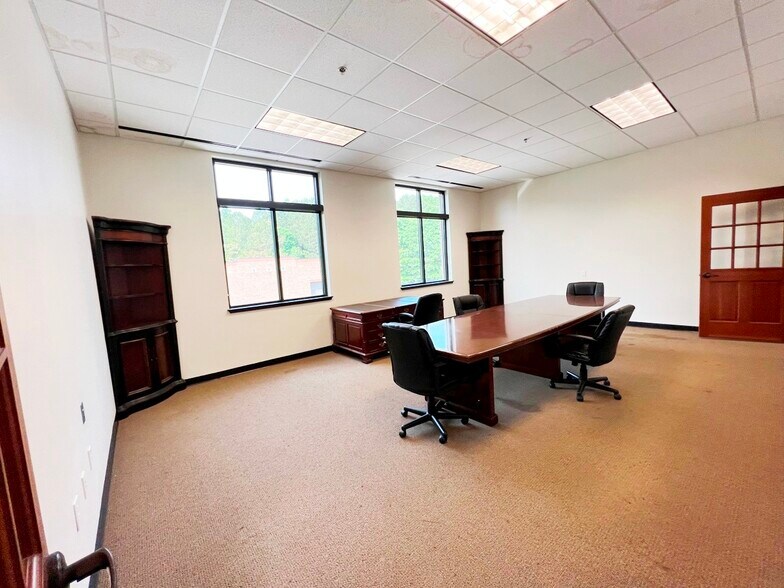 More Photos Of 3620 Swiftwater Park Dr, Suwanee Loft Creative Space For Sale