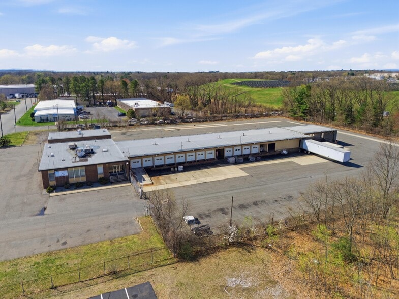 Primary Photo Of 100 Progress Ave, Springfield Truck Terminal For Lease