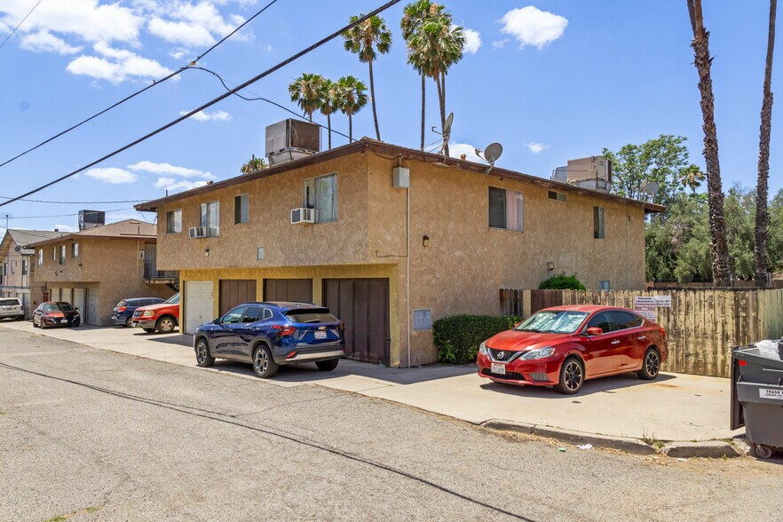 More Photos Of 4485 Sierra Way, San Bernardino Apartments For Sale