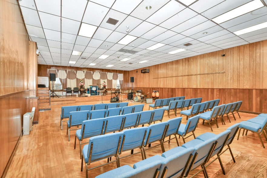 More Photos Of 35-37 Fairmount Ave, Boston Religious Facility For Sale