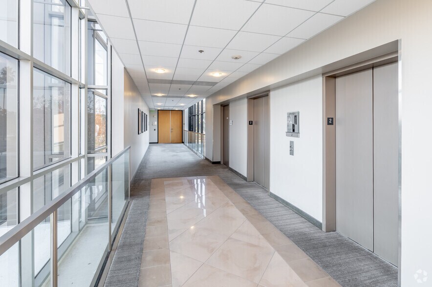 More Photos Of 3300 Irvine Ave, Newport Beach Medical For Lease