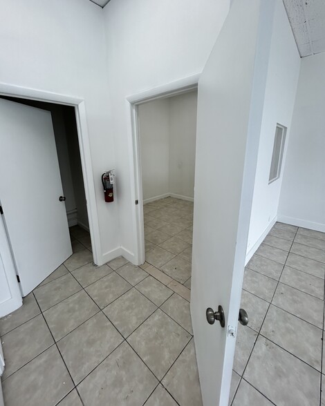 More Photos Of 6890 N Powerline Rd, Pompano Beach Unknown For Lease