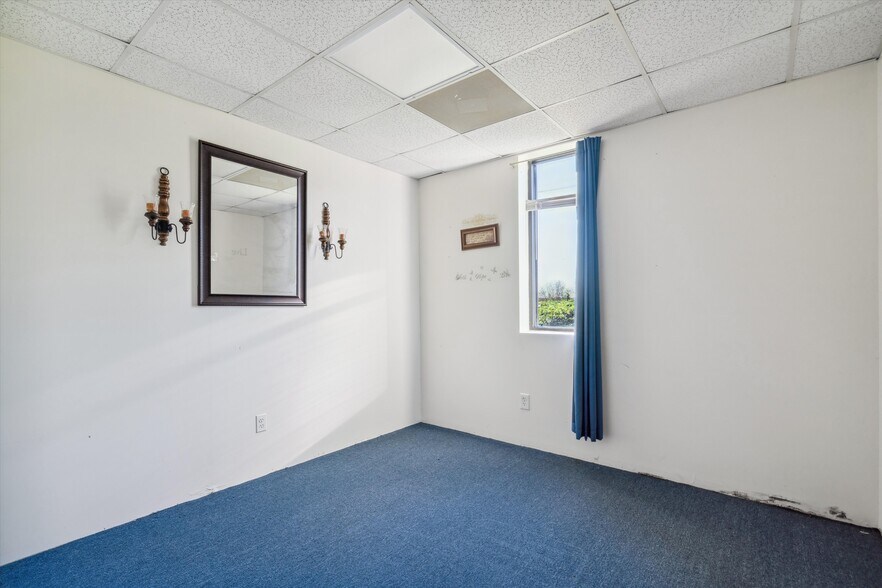 More Photos Of 26 Tyro Rd, Holly Springs Specialty For Sale