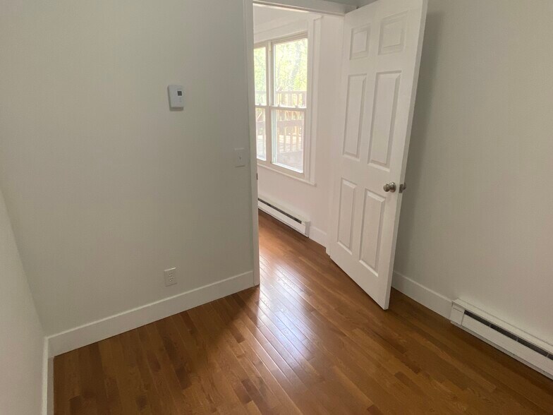 More Photos Of 105 Willowbrook Rd, South Abington Office Residential For Lease