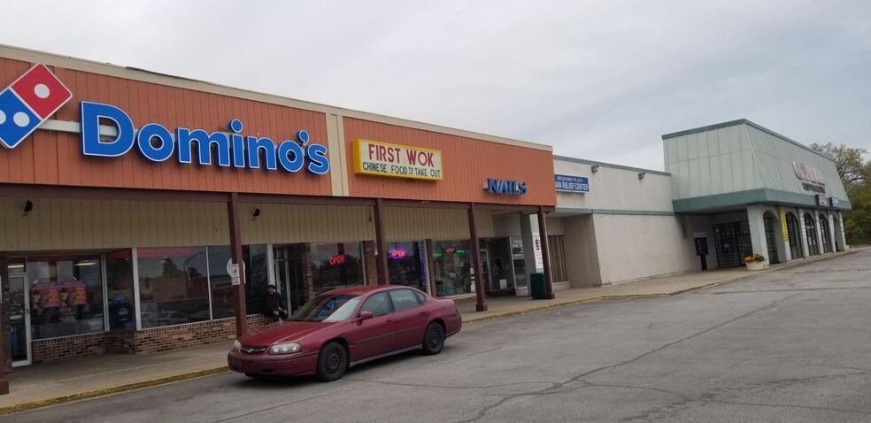 More Photos Of 5400 Broadway, Merrillville Unknown For Lease