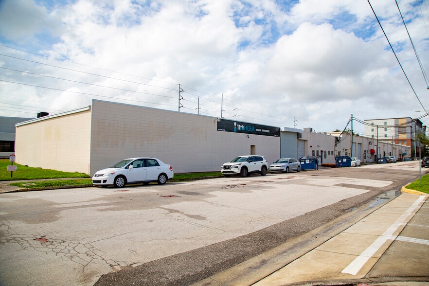 Primary Photo Of 1110 Sligh Blvd, Orlando Warehouse For Lease