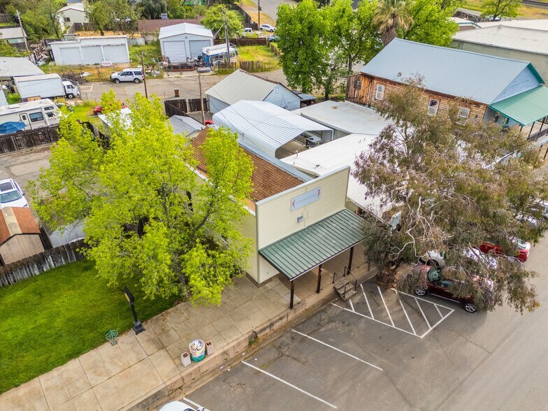 More Photos Of 20832 Front St, Cottonwood General Retail For Sale
