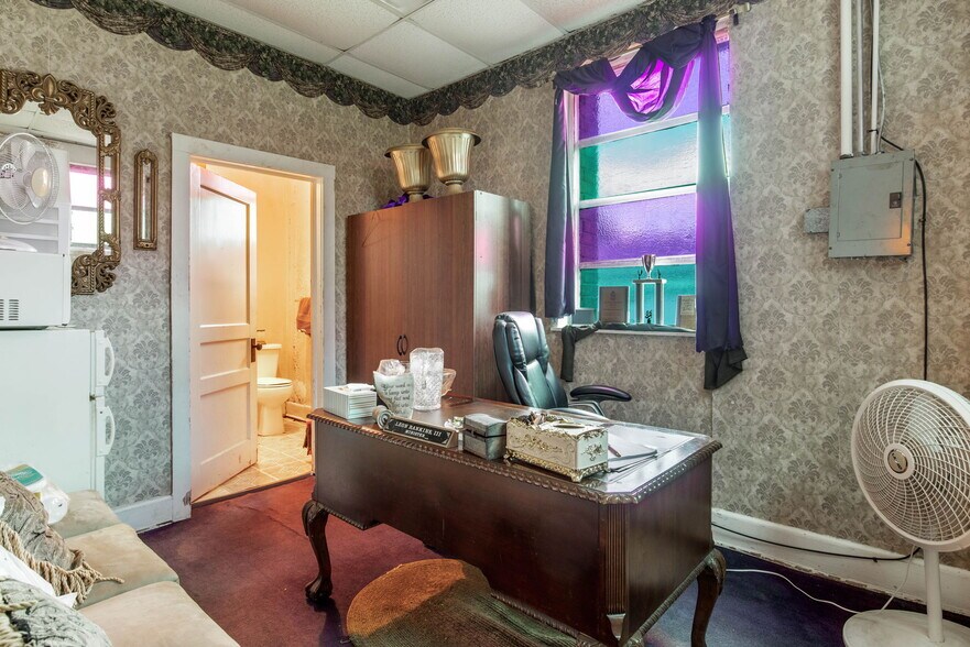 More Photos Of 900 W Cervantes St, Pensacola Religious Facility For Sale