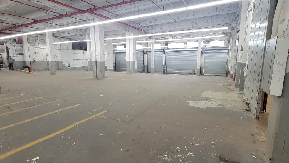 More Photos Of 4312 Second Ave, Brooklyn Manufacturing For Lease