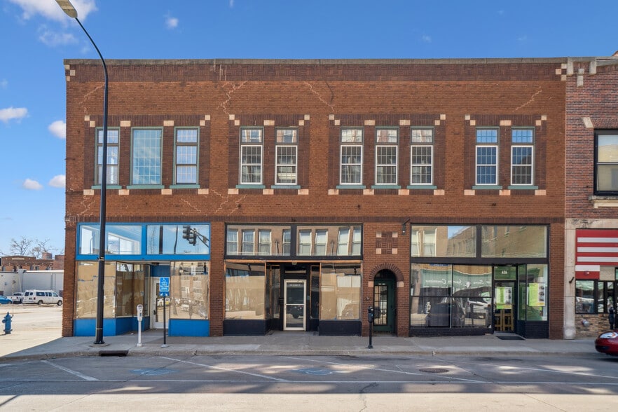 Primary Photo Of 626-632 Sycamore St, Waterloo Storefront Retail Office For Sale