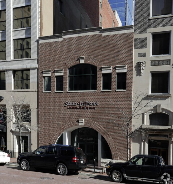 More Photos Of 150 E Market St, Indianapolis Office For Lease
