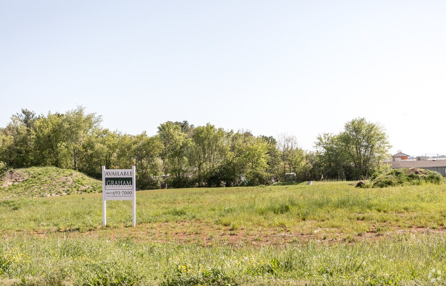 More Photos Of E Heiskell Rd, Powell Land For Lease