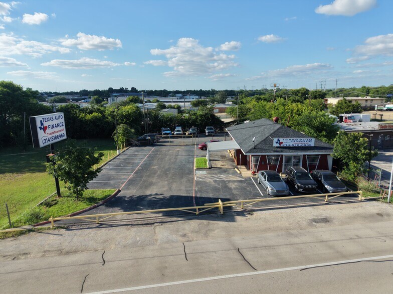 More Photos Of 2326 W Main St, Grand Prairie Restaurant For Lease
