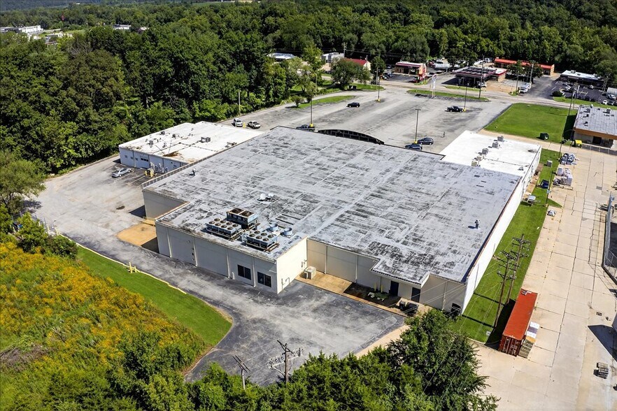 More Photos Of 4634-4639 Gravois Rd, House Spgs, House Springs Supermarket For Lease