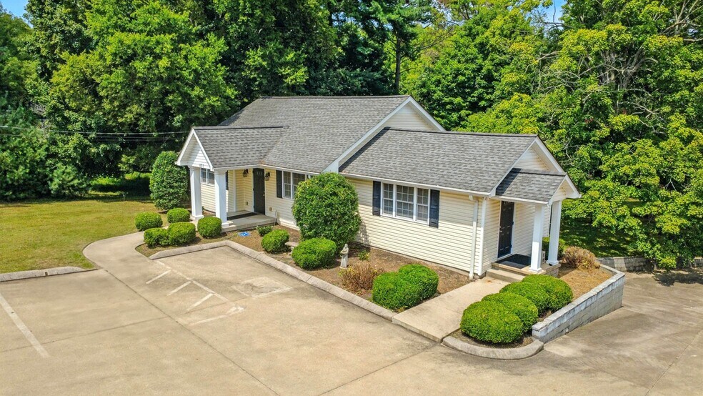 More Photos Of 451 Rossview Rd, Clarksville Office For Sale