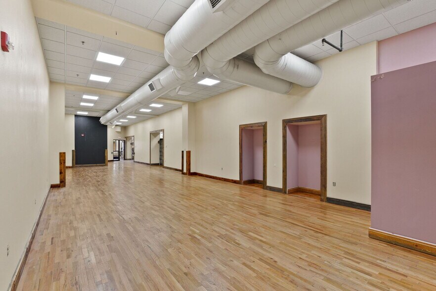 More Photos Of 216 W Lincolnway, Cheyenne Storefront Retail Office For Sale