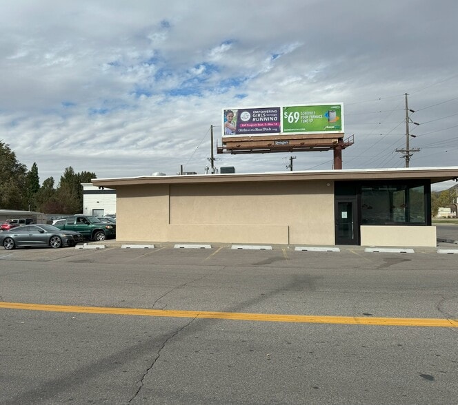 More Photos Of 6194 Highland Dr, Salt Lake City Restaurant For Sale