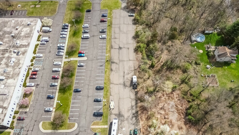 More Photos Of 644 howard avenue, Somerset Land For Lease